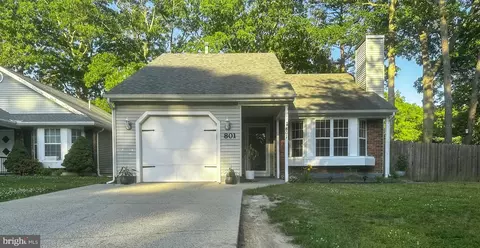 801 Eagle Point Pl, Absecon, NJ 08205