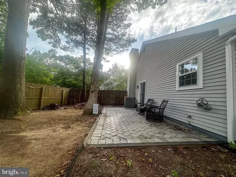 Exterior - 801 Eagle Point Pl, Galloway, NJ 08205 photo 4 of 7
