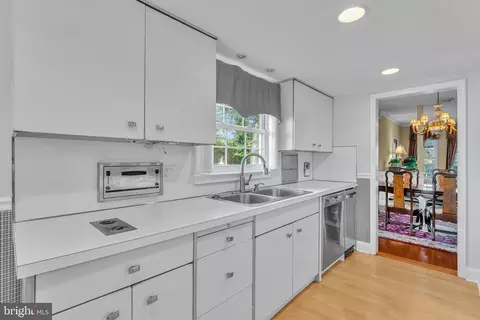 Kitchen - 235 Pine Rd, Hammonton, NJ 08037 photo 2 of 6