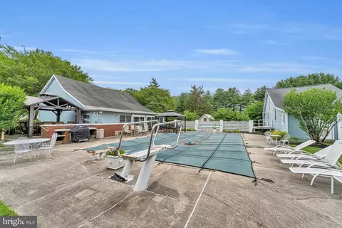 Exterior - 235 Pine Rd, Hammonton, NJ 08037 photo 12 of 18