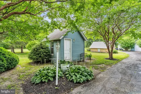 Exterior - 235 Pine Rd, Hammonton, NJ 08037 photo 11 of 18