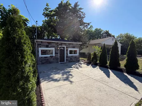 311 Fernwood Ave, Pleasantville, NJ 08232