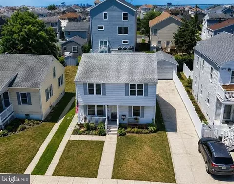 112 3rd St S, Brigantine, NJ 08203