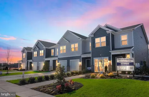 100 Corolla Dr, Egg Harbor Township, NJ 08234