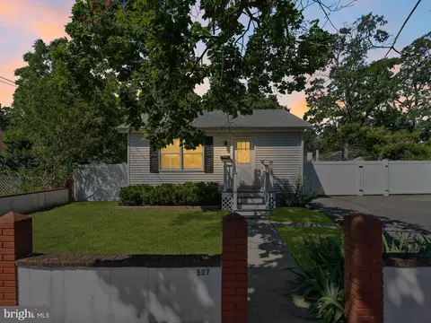 527 Chestnut Ave, Northfield, NJ 08225