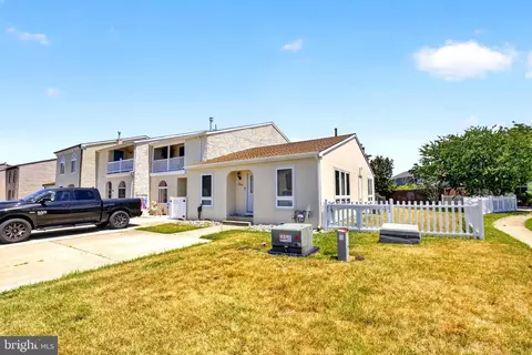 54 Delmar Dr, Brigantine, NJ 08203