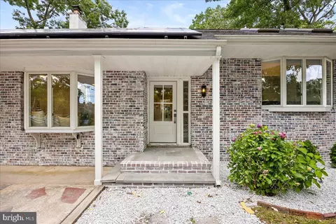 34 Mount Airy, Egg Harbor Township, NJ 08234