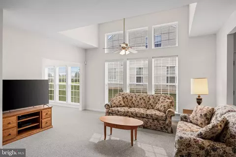 Living - 3 Alexander Dr, Hammonton, NJ 08037 photo 1 of 4