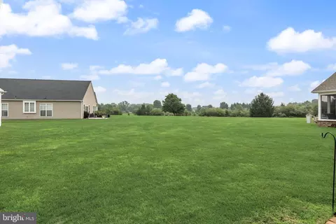 Exterior - 3 Alexander Dr, Hammonton, NJ 08037 photo 3 of 8