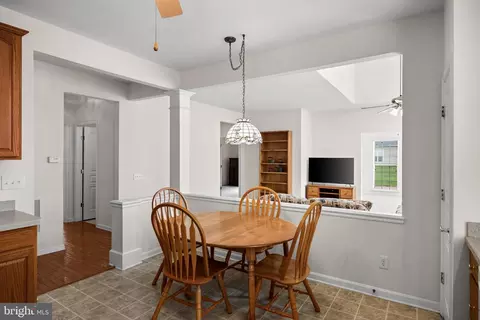 Entry Way - 3 Alexander Dr, Hammonton, NJ 08037 photo 3 of 5