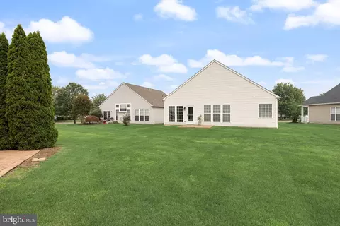 Exterior - 3 Alexander Dr, Hammonton, NJ 08037 photo 6 of 8