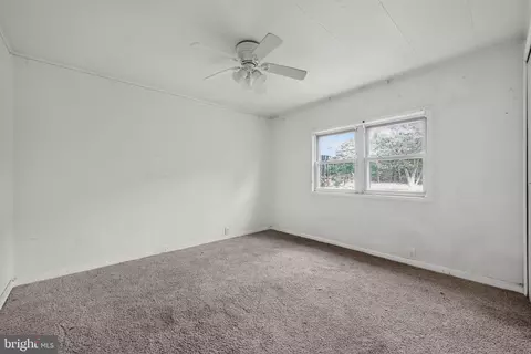 Bedroom - 159 Walnut Ln, Buena, NJ 08310 photo 1 of 5