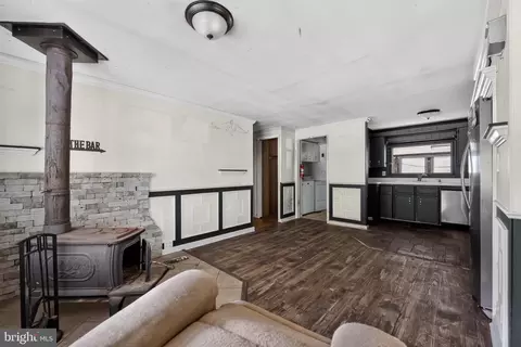 Living - 159 Walnut Ln, Buena, NJ 08310 photo 1 of 3