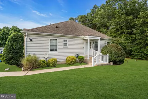 4744 Andorea Dr, Mays Landing, NJ 08330