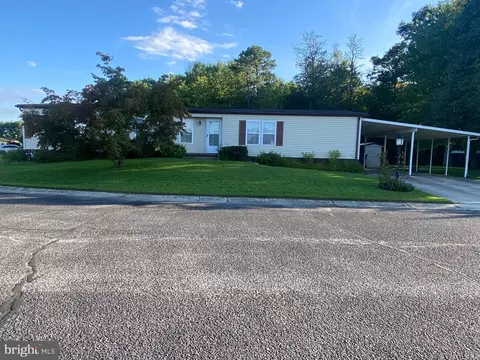 273 Mayflower Dr, Buena, NJ 08310