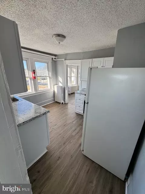 1830 E Riverside Dr, Atlantic City, NJ 08401