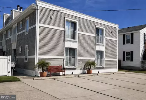 21 Madison Ave #2, Margate City, NJ 08402