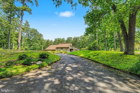 547 Gravelly Run Rd, Mays Landing, NJ 08330