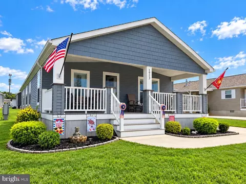 1913 Ventnor Ave, Egg Harbor Twp, NJ 08234