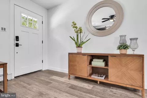 Entry Way - 617 Pitney Rd, Absecon, NJ 08201 photo 1 of 2