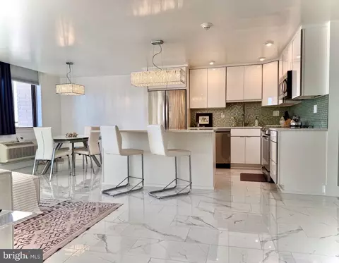 9600 Atlantic Ave, Margate City, NJ 08402