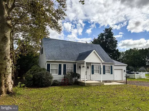 422 Line St, Hammonton, NJ 08037