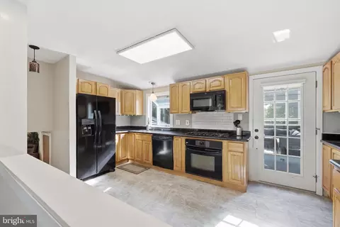 Kitchen - 332 E Harrison Ave, Galloway, NJ 08205 photo 4 of 4