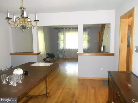 Entry Way - 1002 N Chew Rd, Hammonton, NJ 08037 photo 1 of 2