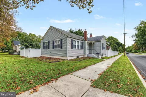 502 Boston Ave, Egg Harbor City, NJ 08215
