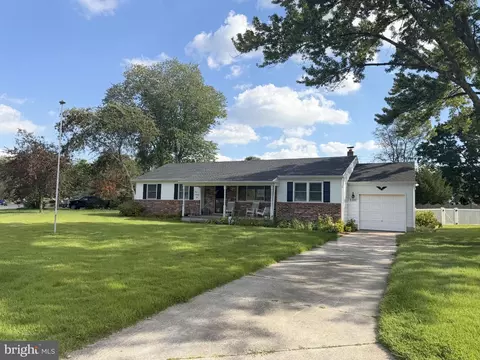 1101 Furman Dr, Egg Harbor Township, NJ 08234
