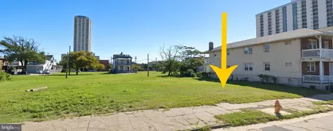 19 N Rhode Island Ave, Atlantic City, NJ 08401