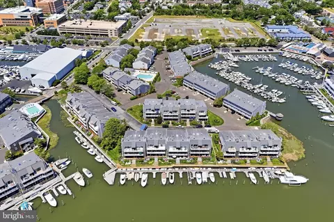 710 Harbour Cv, Somers Point, NJ 08244