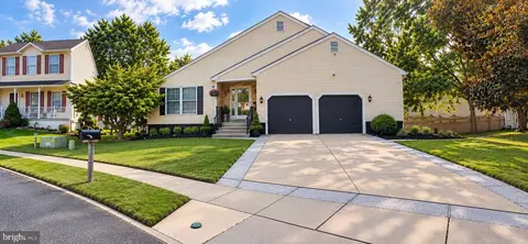 65 Freemont Ct, Mays Landing, NJ 08330