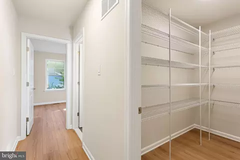Entry Way - 92 Main Rd, Hammonton, NJ 08037 photo 2 of 4