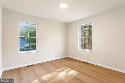 Bedroom - 92 Main Rd, Hammonton, NJ 08037 photo 1 of 6