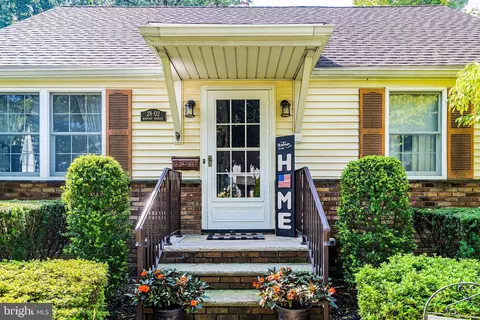 28-02 Madison Ter, Fair Lawn, NJ 07410