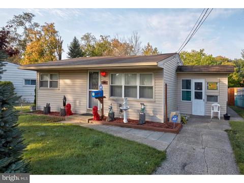 604 Windsor Ave, Maple Shade, NJ 08052 photo 1