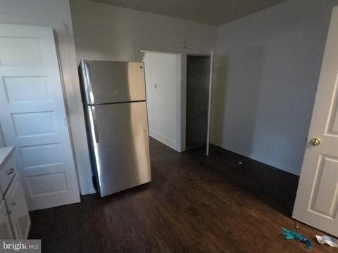 155 E Washington St, Riverside, NJ 08075 photo 4