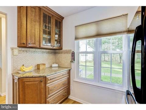 2001 Sutton Pl # A, Mount Laurel, NJ 08054 photo 14