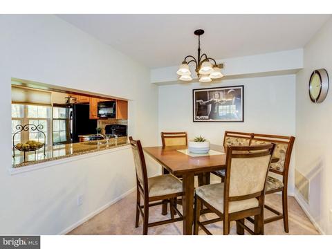 2001 Sutton Pl # A, Mount Laurel, NJ 08054 photo 9