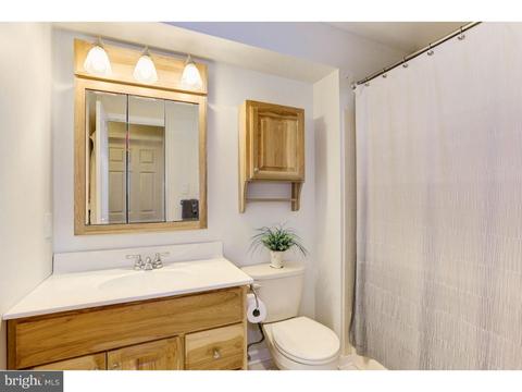 2001 Sutton Pl # A, Mount Laurel, NJ 08054 photo 21
