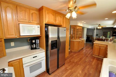 56 Cornell Dr, Delran, NJ 08075 photo 9