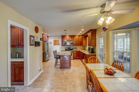 9 Byron Dr, Mount Laurel, NJ 08054 photo 8