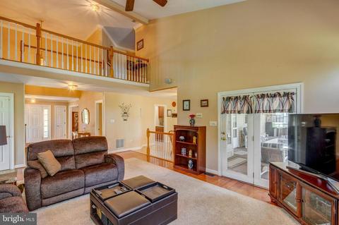 9 Byron Dr, Mount Laurel, NJ 08054 photo 6