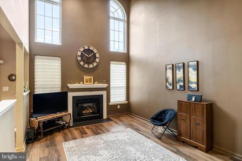 48 Threadleaf Ter, Burlington, NJ 08016 photo 12