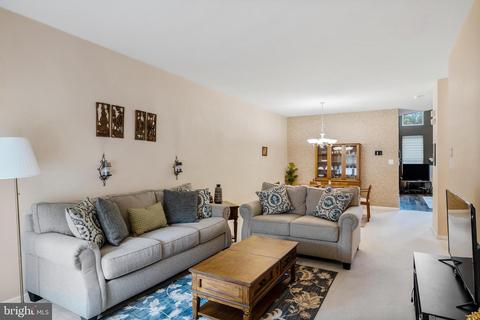 48 Threadleaf Ter, Burlington, NJ 08016 photo 6
