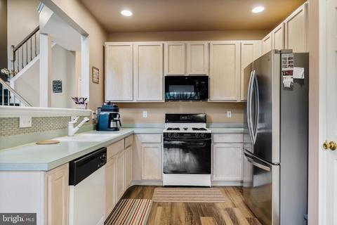 48 Threadleaf Ter, Burlington, NJ 08016 photo 16