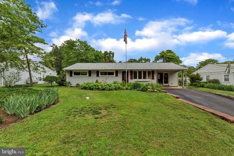325 Cedar Ln, Mount Laurel, NJ 08054 photo 2