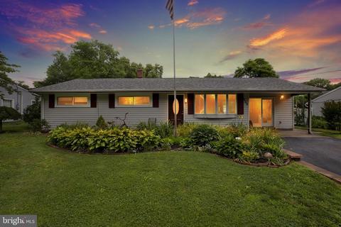 325 Cedar Ln, Mount Laurel, NJ 08054 photo 1