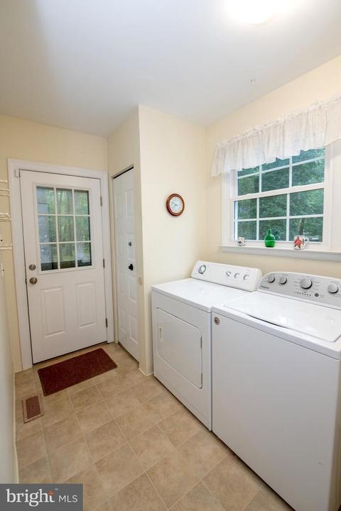 654 Mount Laurel Rd, Mount Laurel, NJ 08054 photo 44